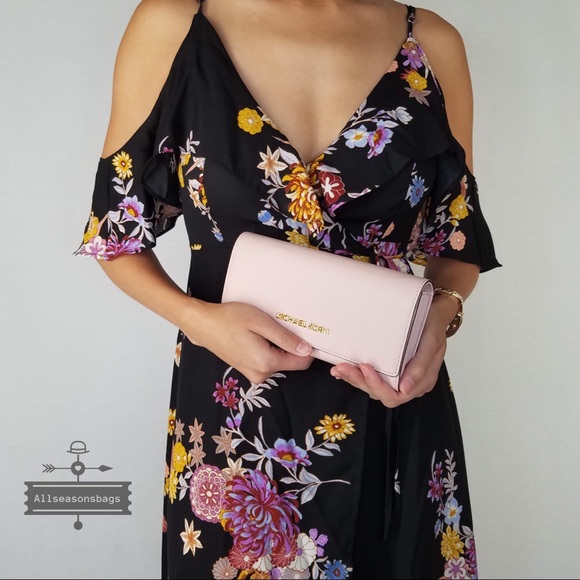 Michael Kors Jet travel carryall Wallet Blossom - Picture 3 of 8